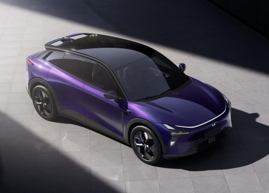 ai极越智驾机器人,极越01ai智能纯电suv最新优惠