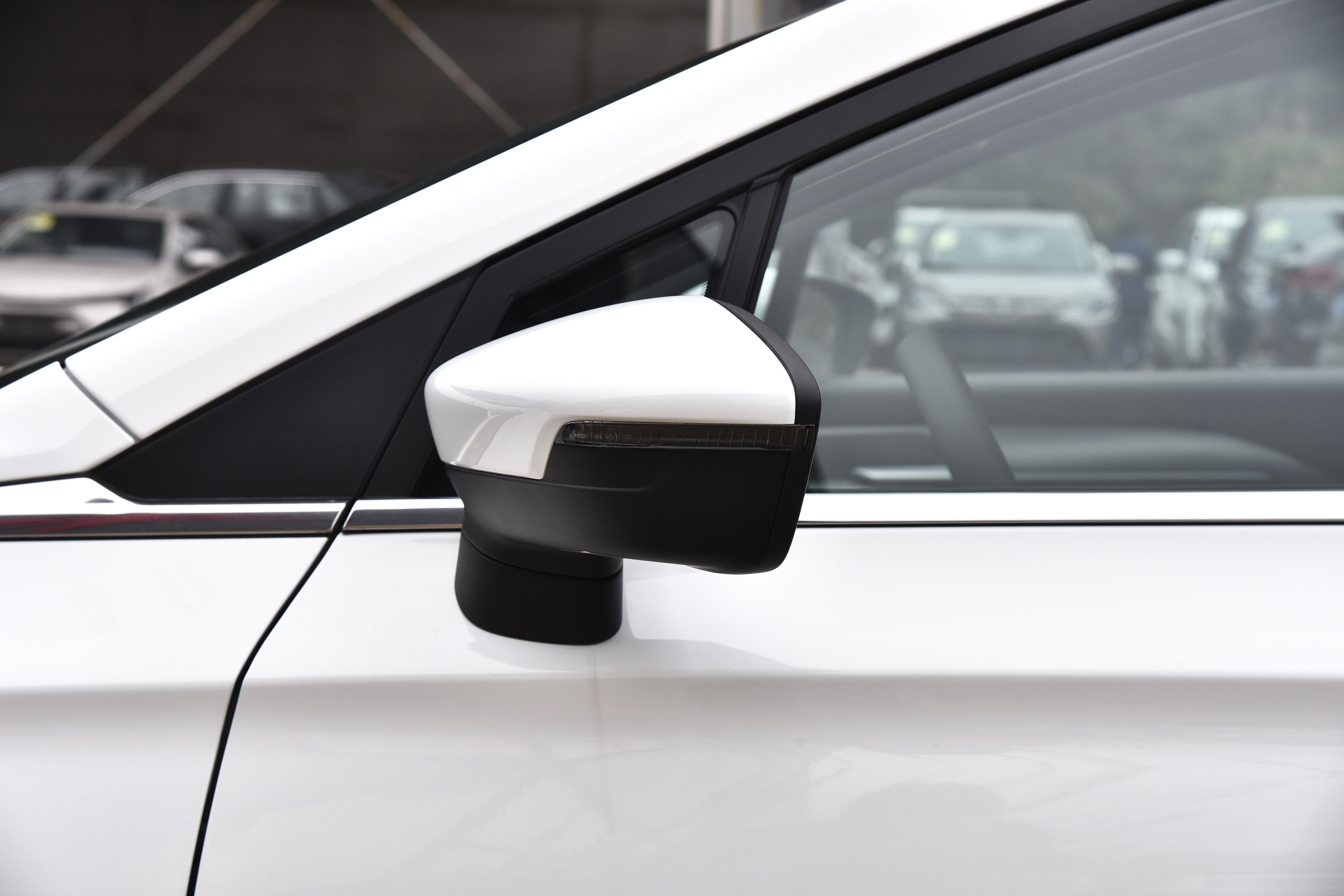 吉利几何m6新能源车实际续航能力,吉利几何m6落地价600公里续航