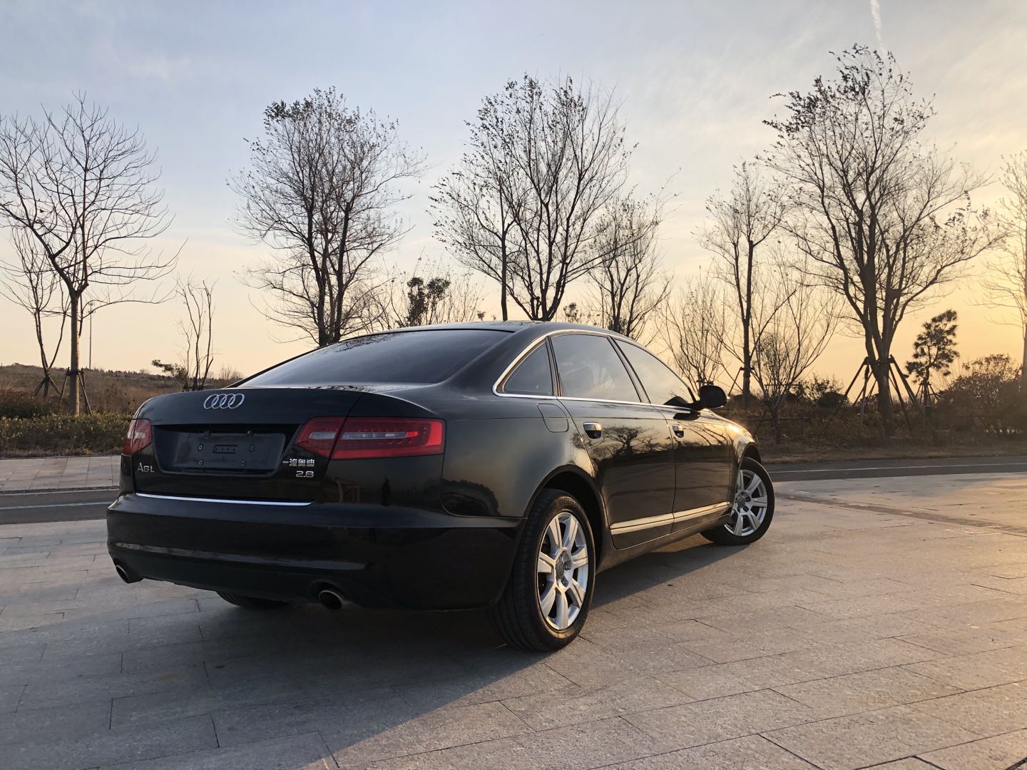 11年的奥迪a6l有手动挡的吗,11年奥迪a6l是什么黑