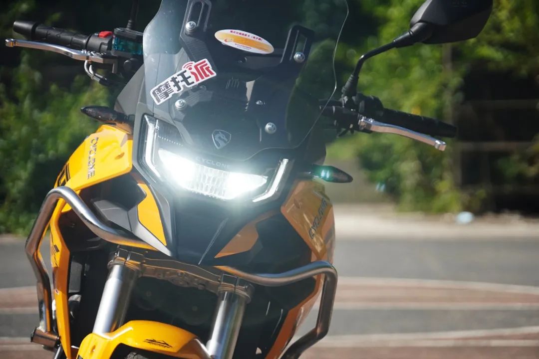 不完美，却内外兼修：RX401静态测评