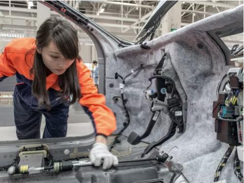 三点式安全带好吗,三点式安全带价格