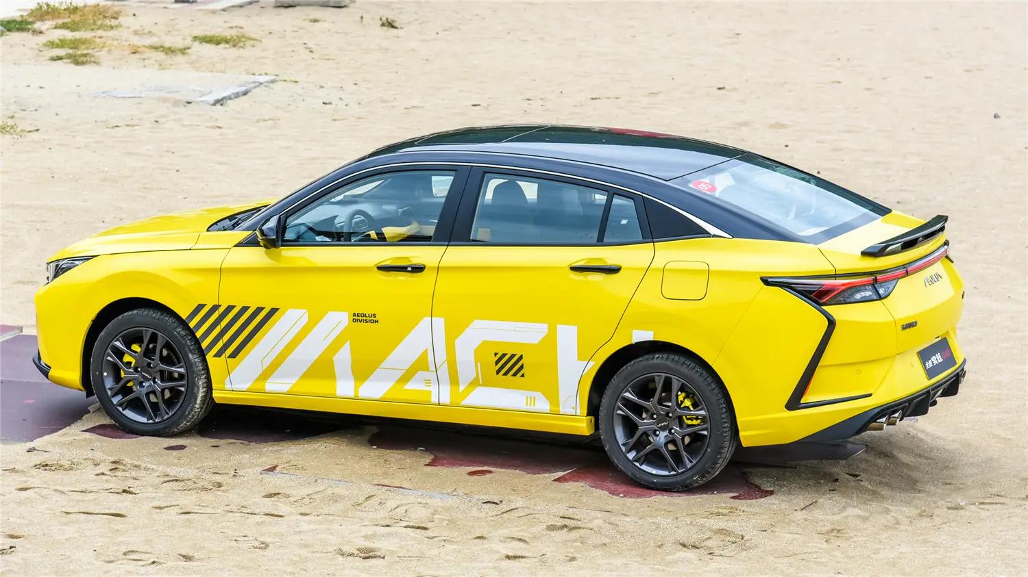 试驾东风风神奕炫max暗夜版2022款,东风风神奕炫马赫版2023款试驾