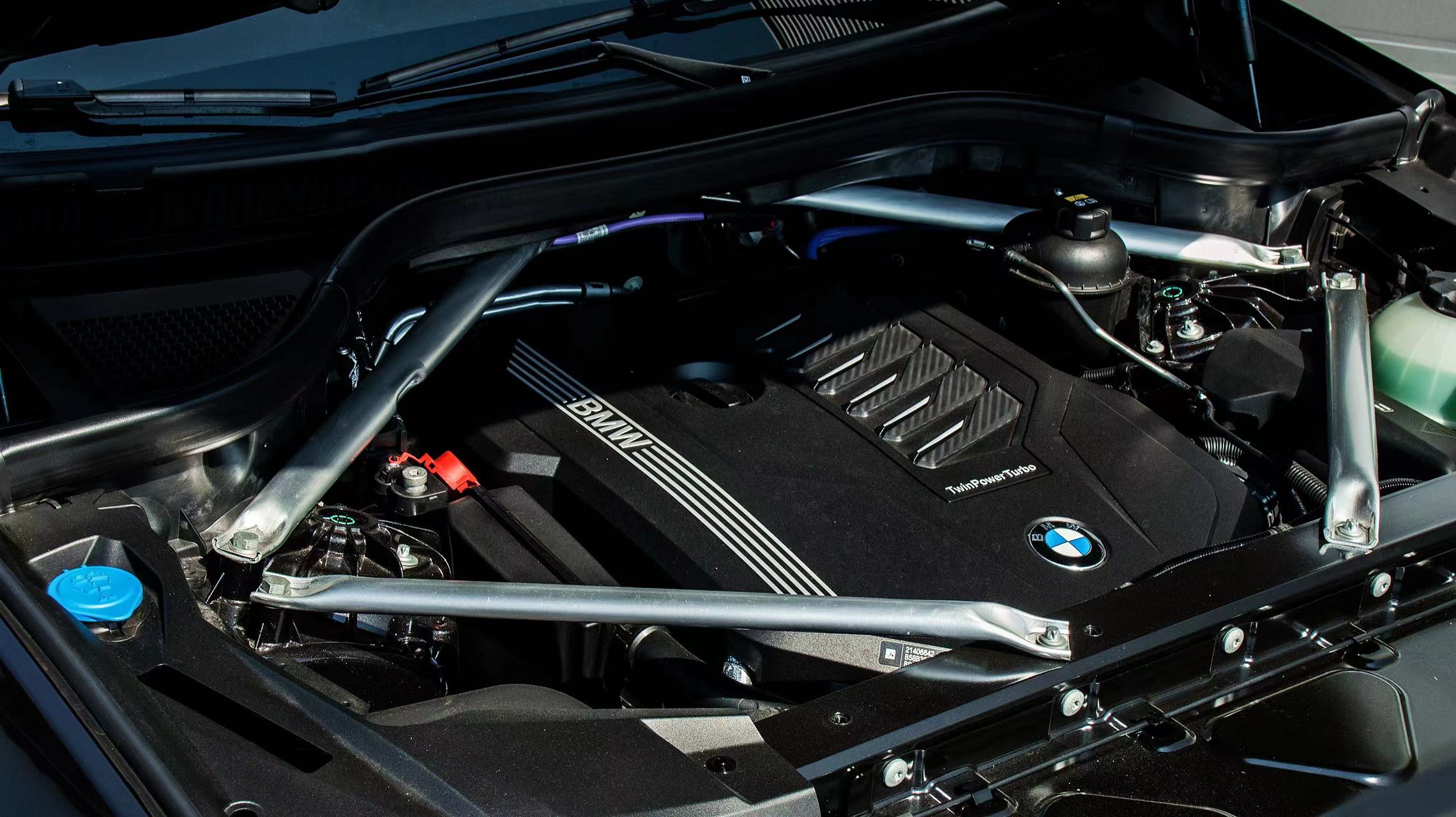 宝马x5xdrive40im尊享试驾,宝马x5xdrive40im尊享型试驾