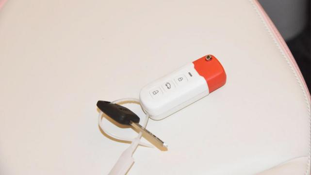 开Q萌可爱的QQ冰淇淋桃欢喜，做最靓的宝藏女孩