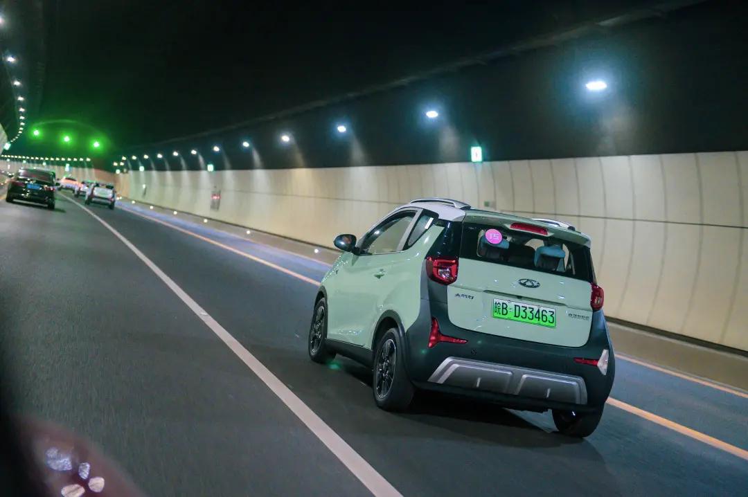 奇瑞新能源小蚂蚁车型讲解,奇瑞小蚂蚁75马力动力测评