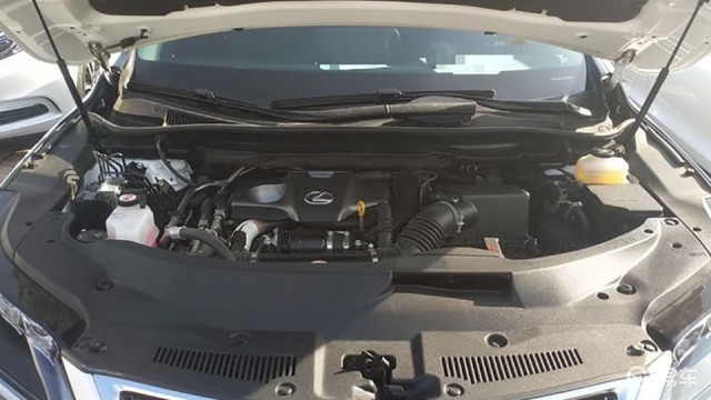 雷克萨斯只有ES保值？快换代的RX，6年