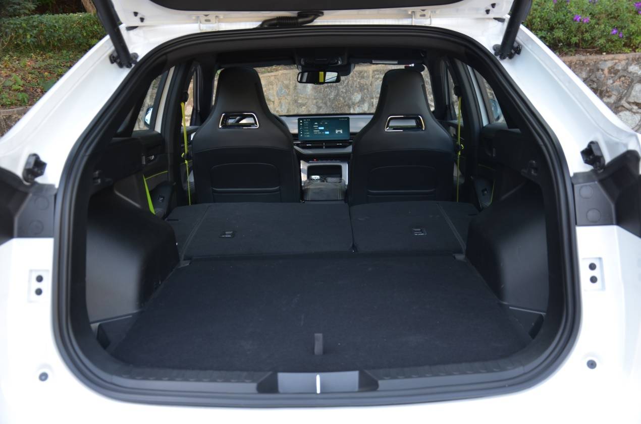 哈弗h6s试驾视频及价格,哈弗h6s试驾感受