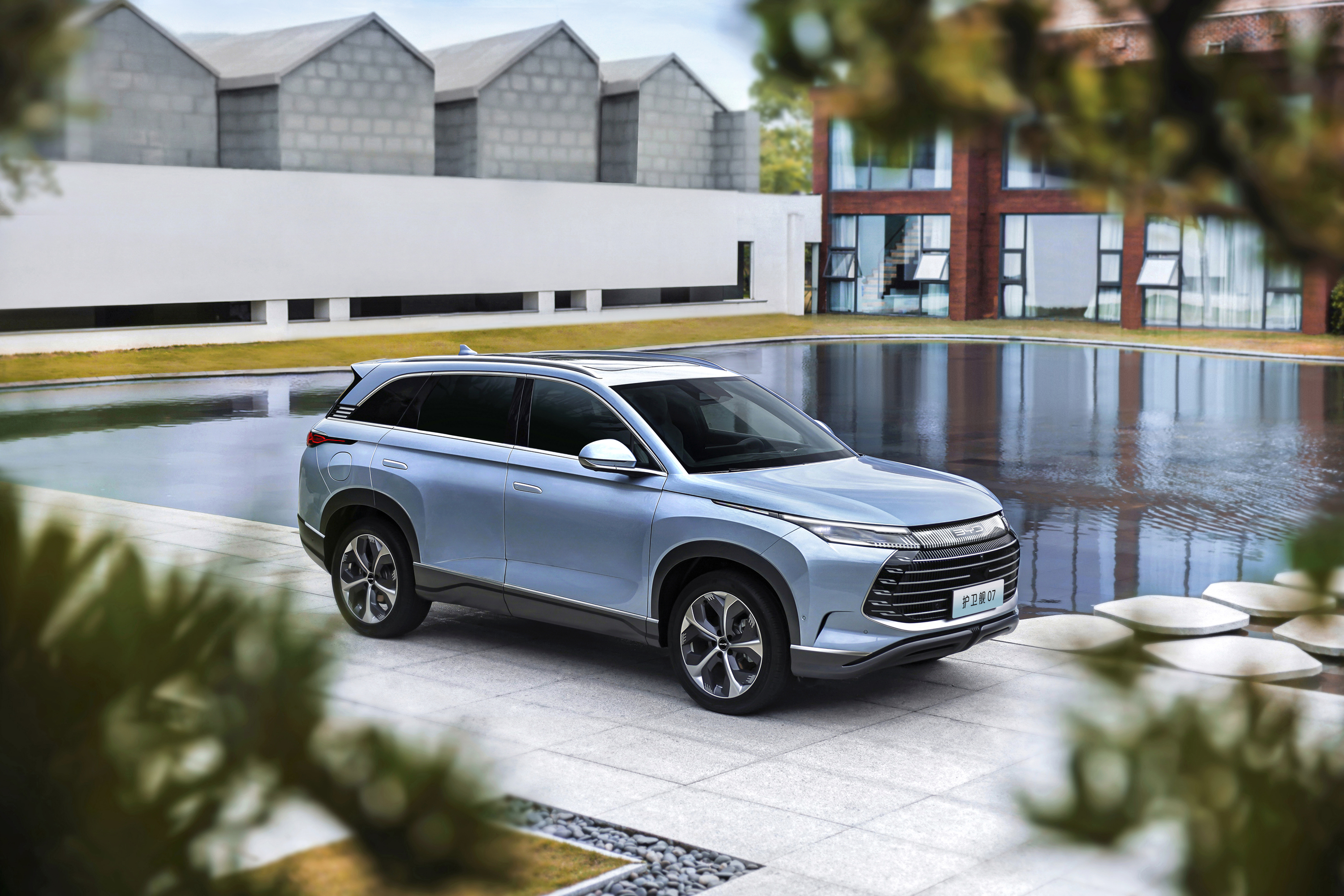 20万以上国产大七座混动suv,最新20多万落地大型suv推荐