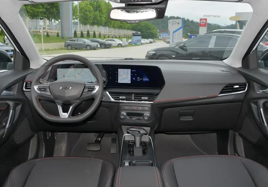 最便宜的合资suv雪佛兰创酷,雪佛兰创酷2022款四缸沉浸式体验