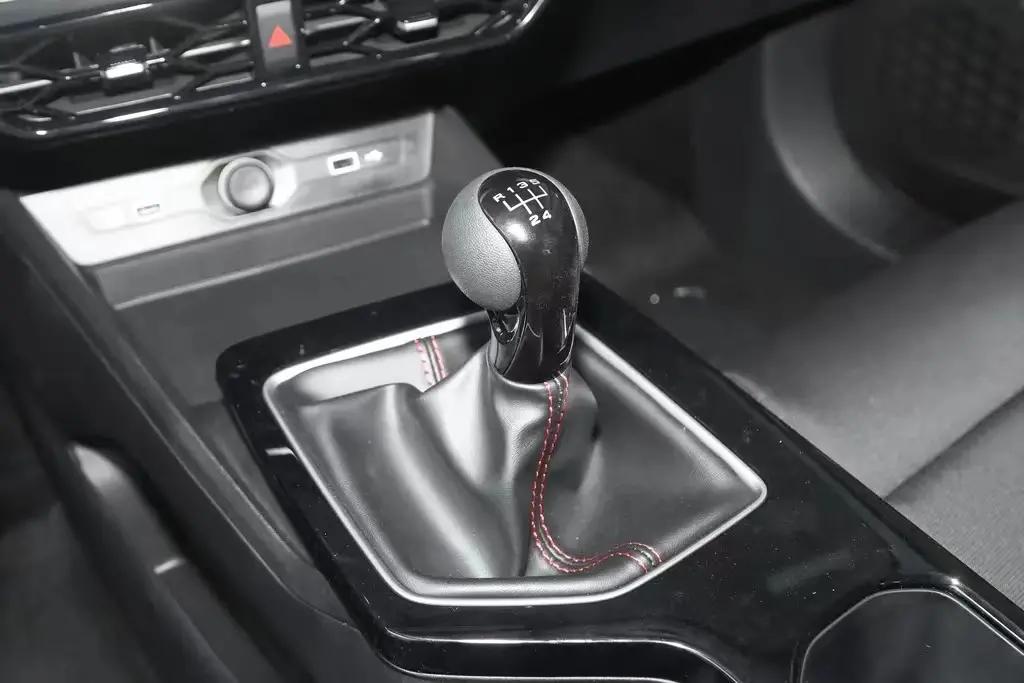 起售价6.78万却拥有18万车的配置,7.69万元起售高性价比家用好车