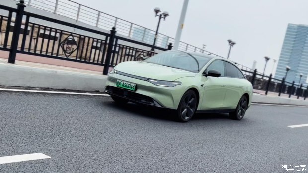 零跑c01试驾车2万公里可以买吗,试驾零跑C01超级增程版