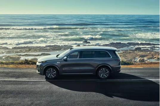 理想l9对比红旗e-hs9,红旗e-hs9和理想l9智能谁最好