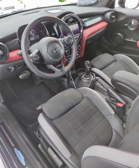 入门二手便宜宝马,2.0的宝马mini值得买吗