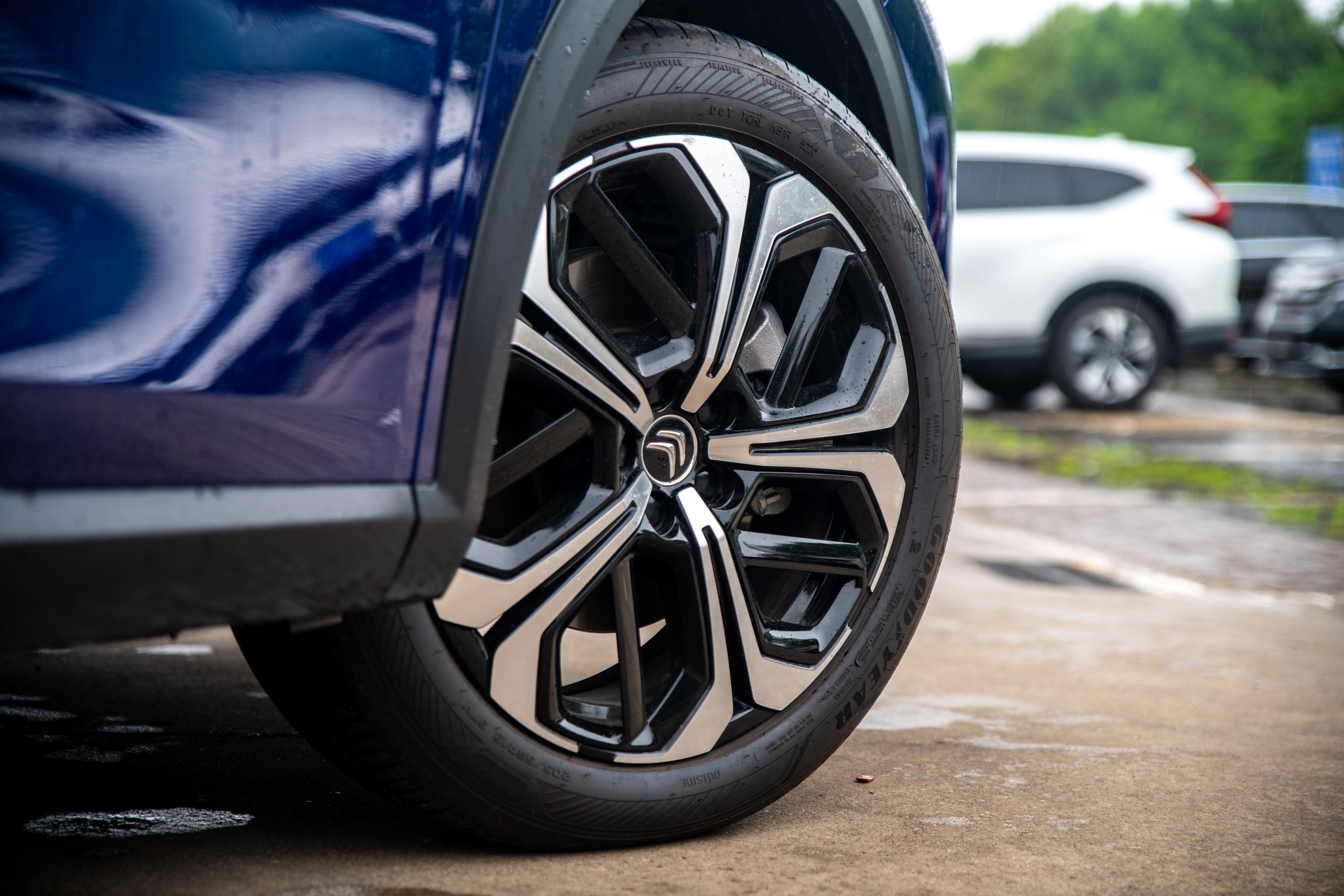 雪铁龙凡尔赛c5x还能买吗,雪铁龙凡尔赛c5x真的晃么