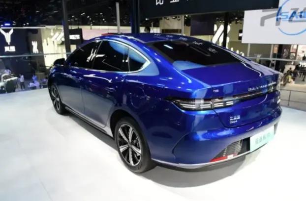 驱逐舰05的120公里豪华版本配置,驱逐舰05动力对比迈腾