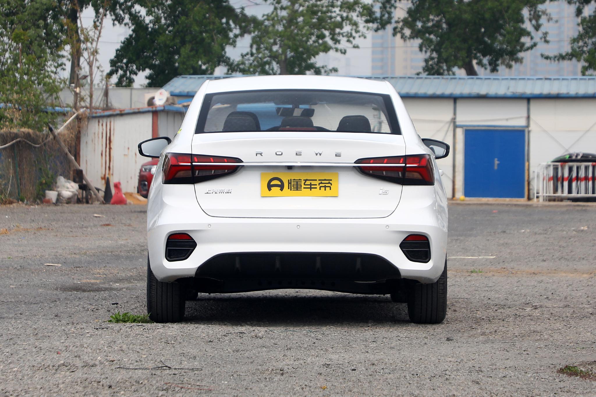 名爵5自吸和荣威i5自吸选哪个,荣威i51.5自吸是什么发动机