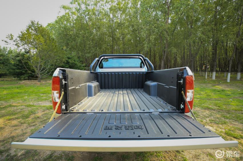 江铃宝典可以拉多重的货物,江铃宝典装货