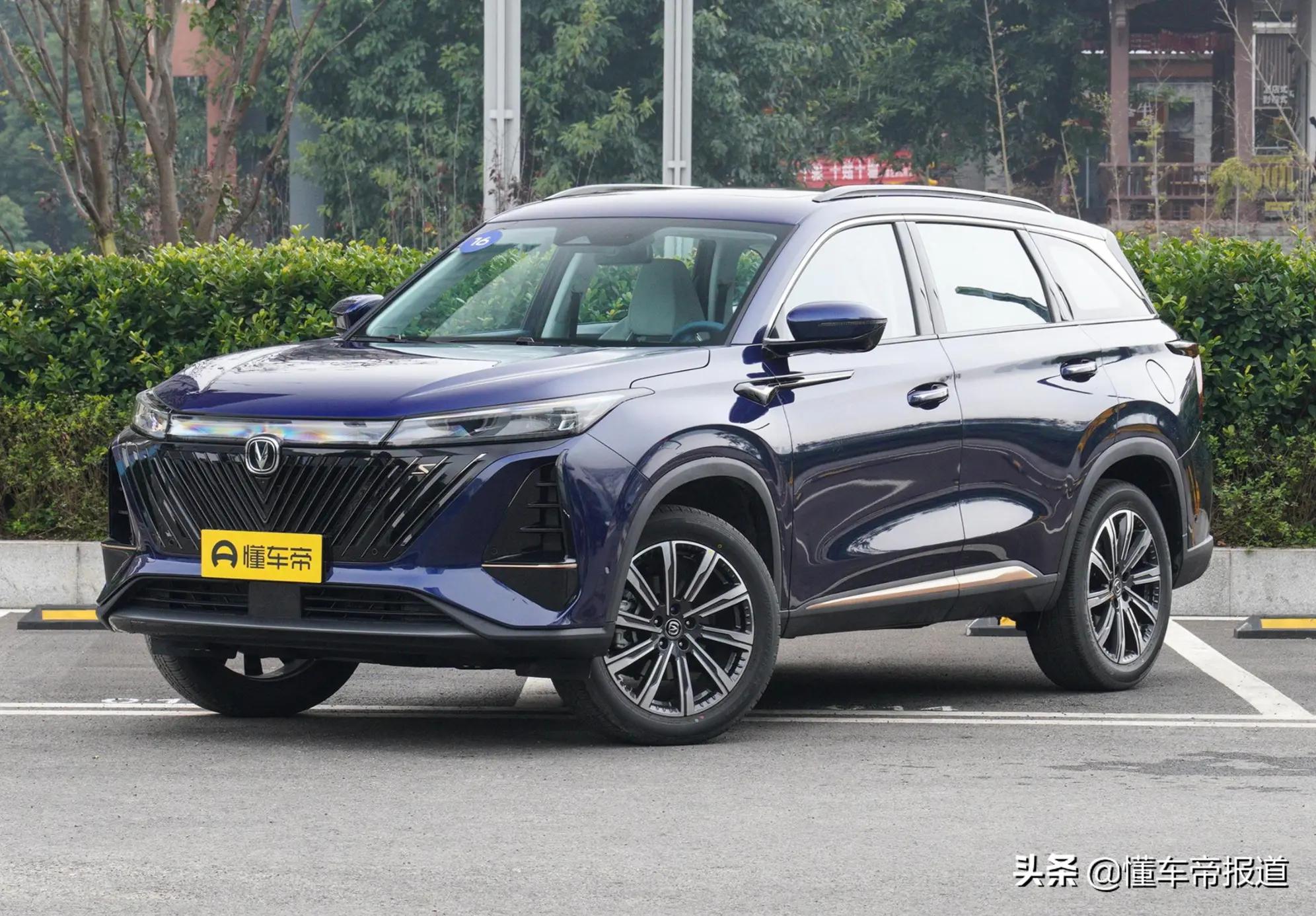 二代长安cs75plus1.5真实油耗,长安cs75plus选1.5还是2.0