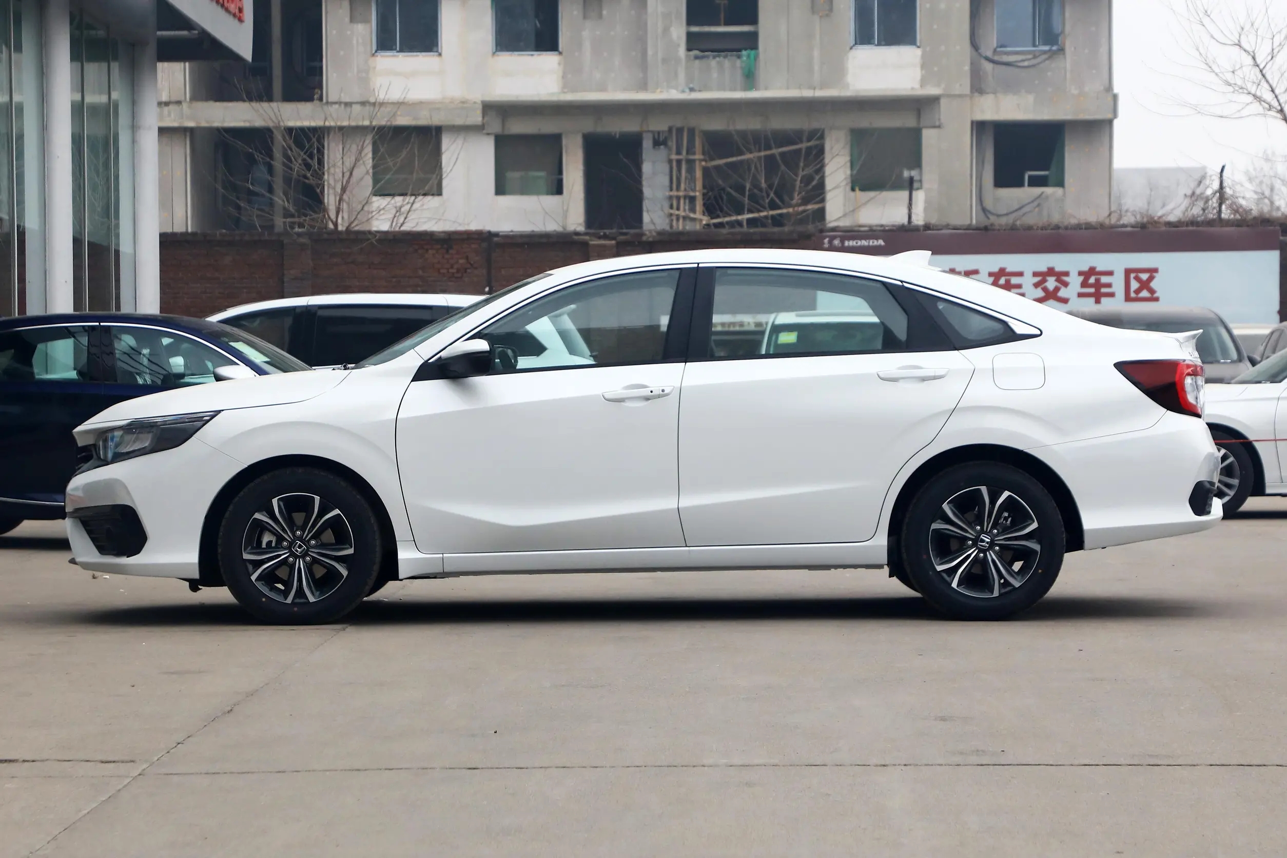 1.5t发动机百公里油耗多少正常,本田享域1.0t几缸