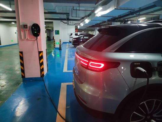 手机要不要每次充电都充满,电池充电每次都要充满吗