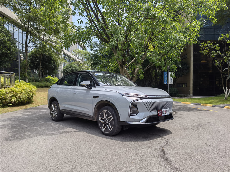 荣威哪款车最优惠,荣威两驱2.0自动旗舰版落地价