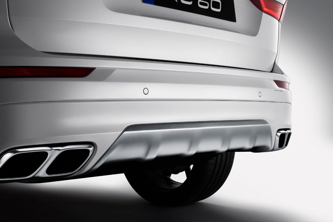 “全能球星”沃尔沃XC60与你一起点燃世界杯足球盛宴