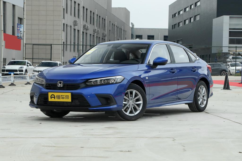 试乘试驾车18年思域,限时钜惠双仪店购思域直降15000元