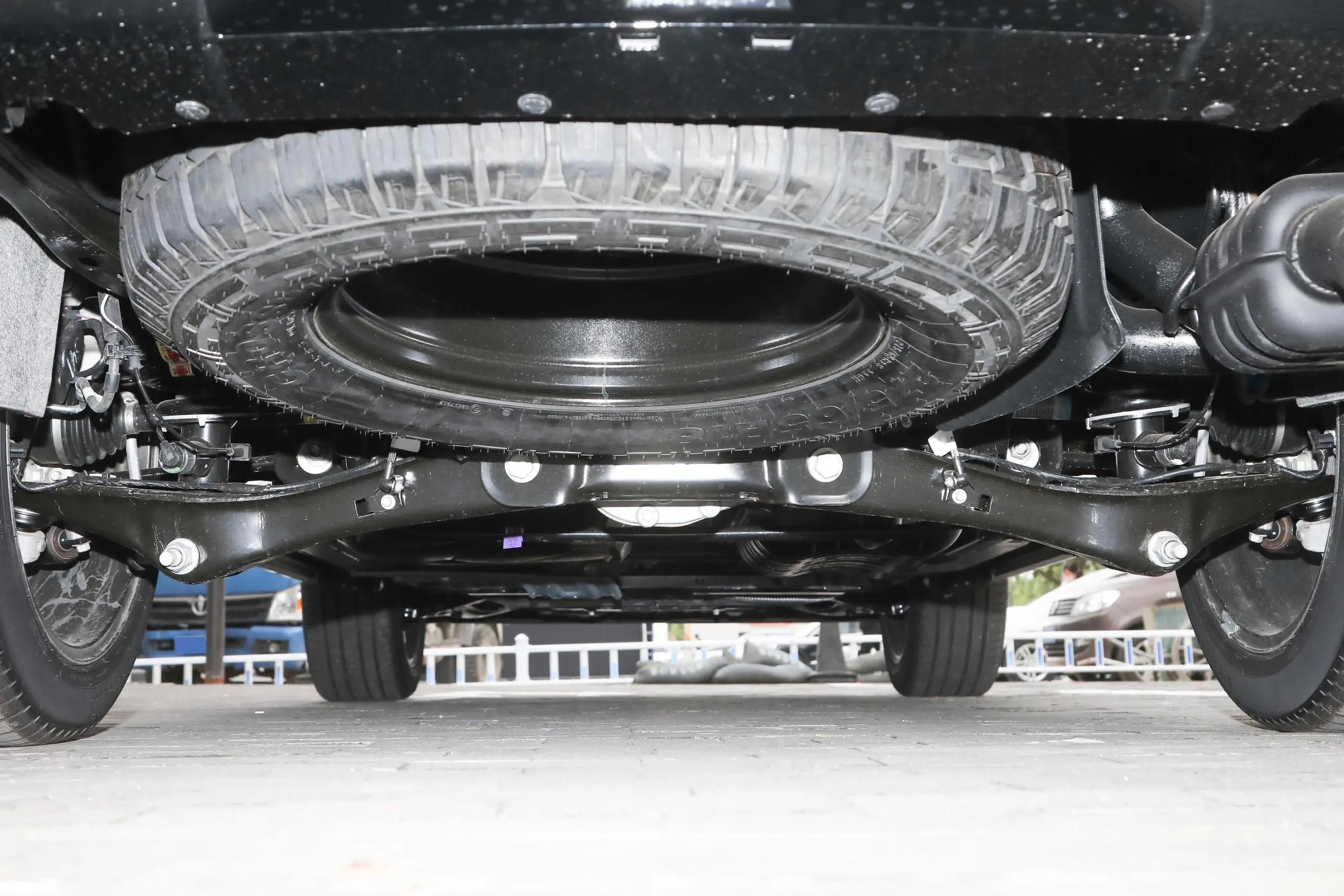 3.5t四驱,2.0t+9at四驱