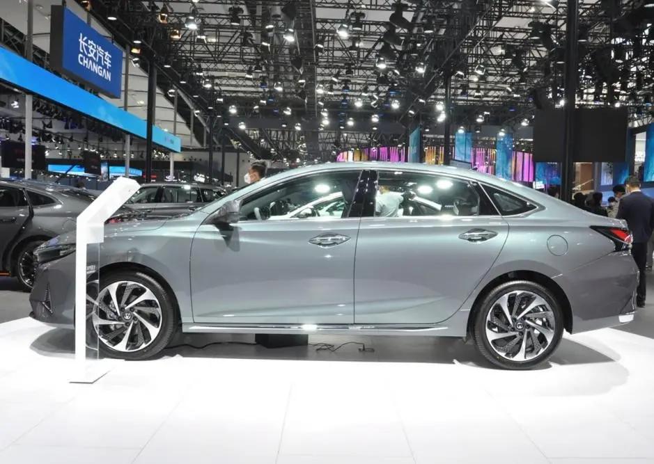 长安逸动plus长安锐程cc2021款,长安锐程cc与长安逸动plus