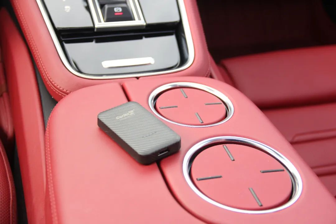 有线carplay无线carplay专用盒子,carplay有线盒子