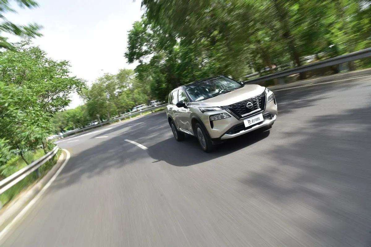 日产奇骏超混电驱没有备胎吗,双混电驱奇骏