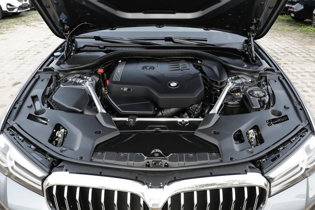 进口宝马5系最新降价促销,现车促销宝马5系优惠降价达16万