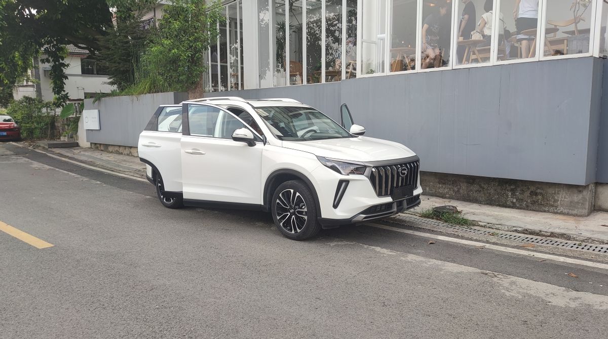 超值礼遇坐拥智能座舱传祺gs4plus,入门即高配传祺gs4plus给你配齐