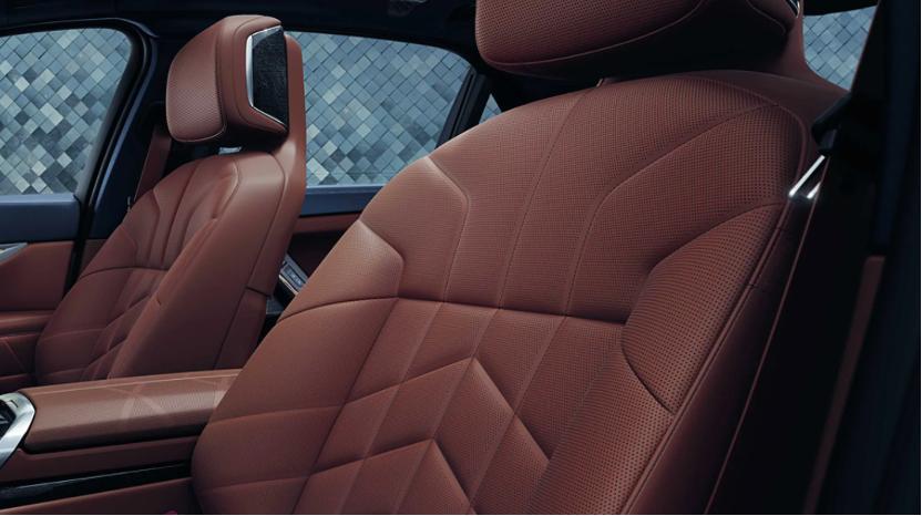 宝马i7上市视频,宝马7系德国售价多少