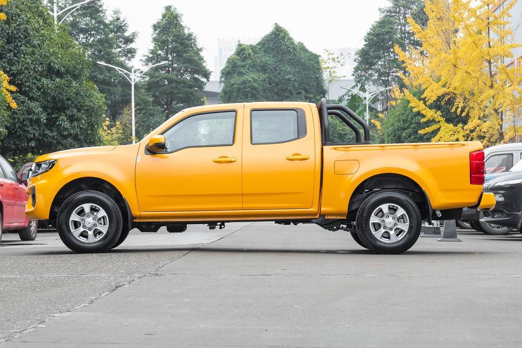 风骏7柴油两驱视频,风骏72.0t用什么发动机