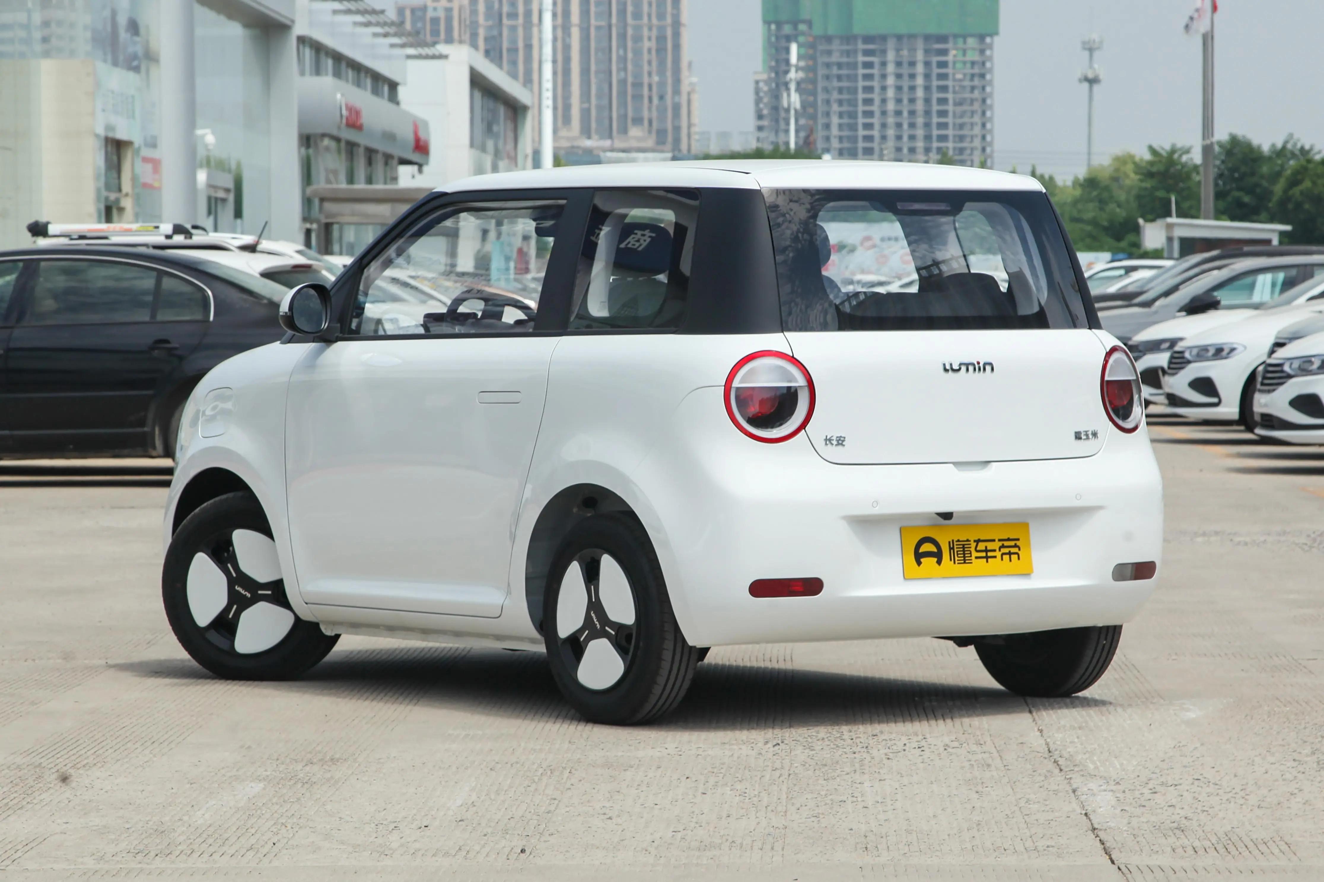 长安lumin清甜款有几款颜色,长安lumini有哪些选装包