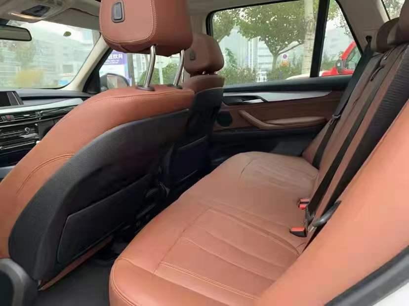 5年的宝马x53.0二手要多少钱,宝马x5库存车多少钱