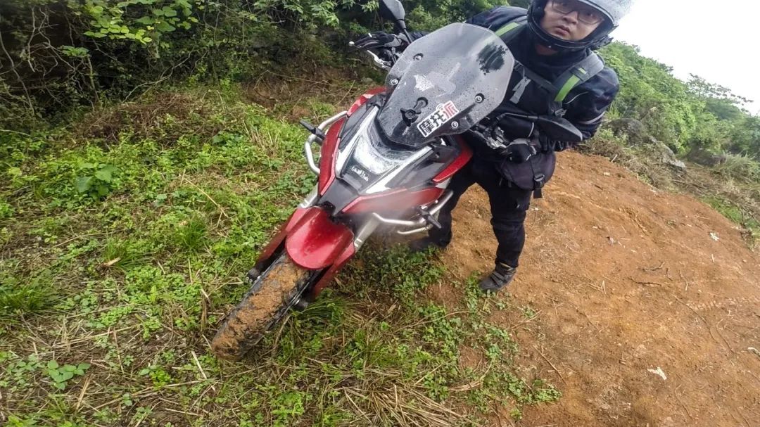 进步明显看得见,进步明显继续努力