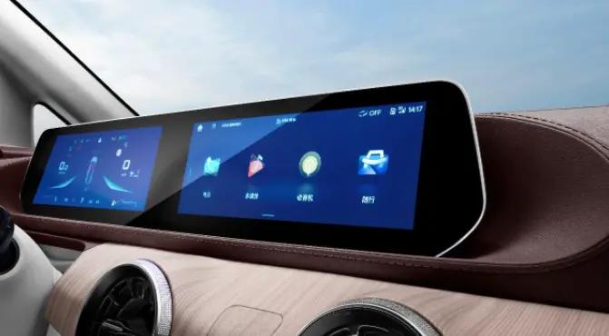 七座顶配豪华版风行游艇,中型mpv风行游艇多少钱