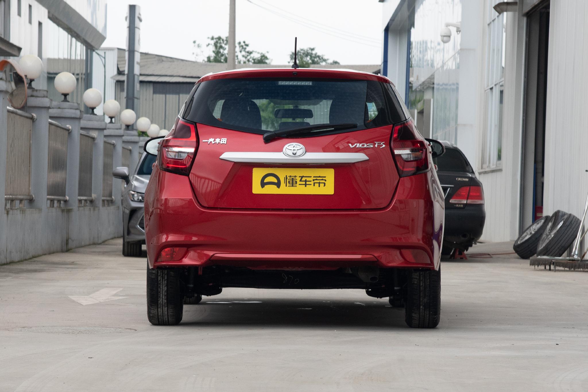 6万左右买18年威驰fs值得吗,外观好看空间大的15万左右的车