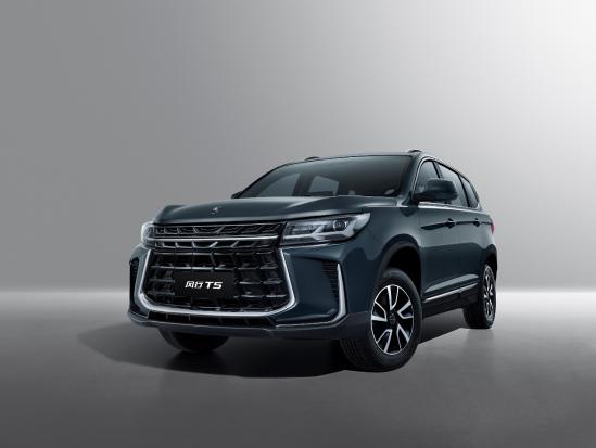 东风风行t5盛世款后排空间展示,更贴合务实家用风行t5新车解析