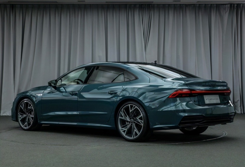 拉胯的销量，贾鸣镝被打脸：“上汽奥迪”是如何掉进自己挖的坑