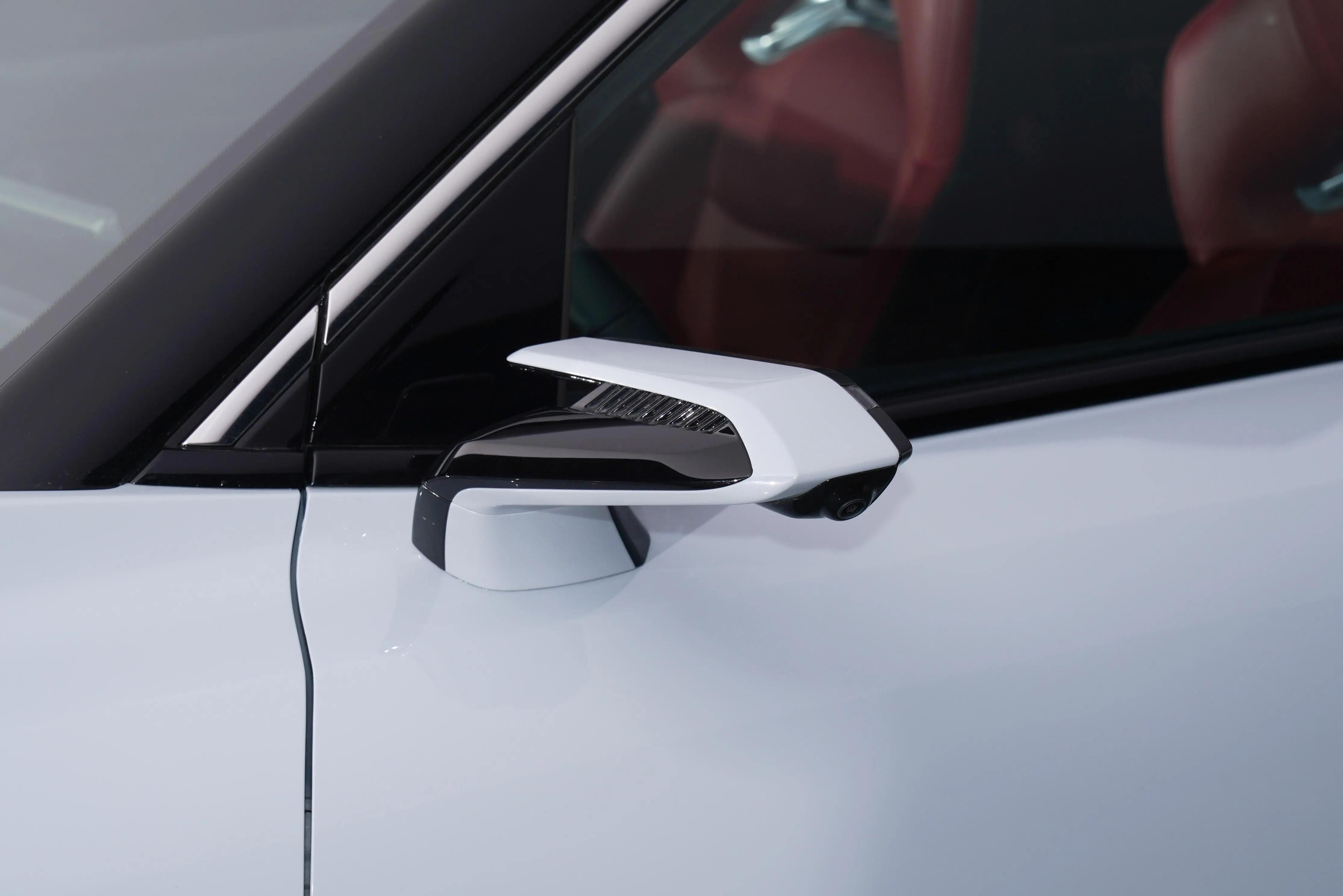 北京汽车魔方全方位解析,北京汽车新魔方哪款性价比高