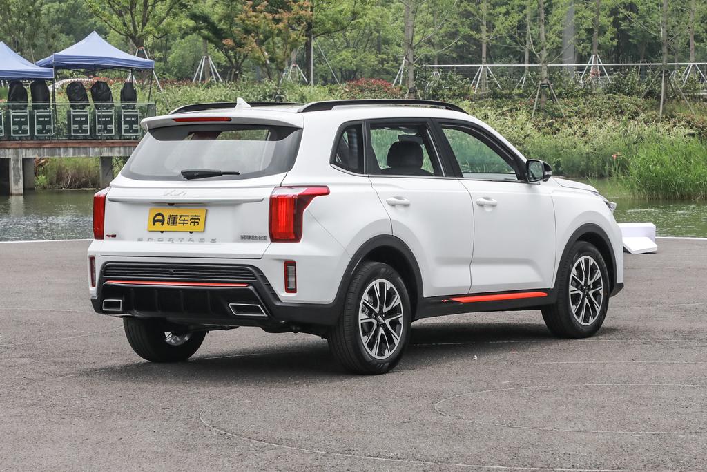 起亚智跑老款和新款该怎么选,2022款全新起亚智跑价位