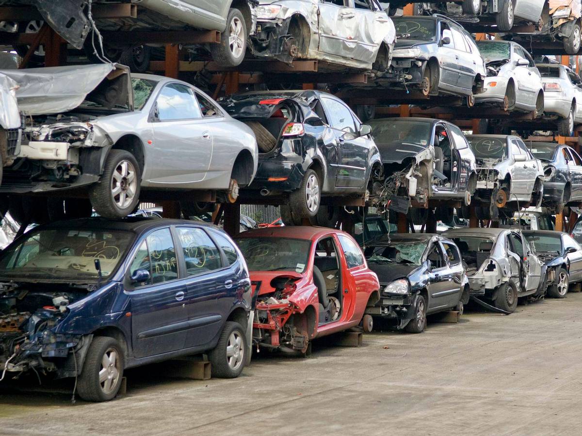 车子报废可以卖给收废品的吗,汽车卖给废品店可以吗