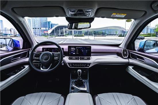 时尚商用皮卡金刚炮震撼上市,长城金刚炮皮卡多少钱一台