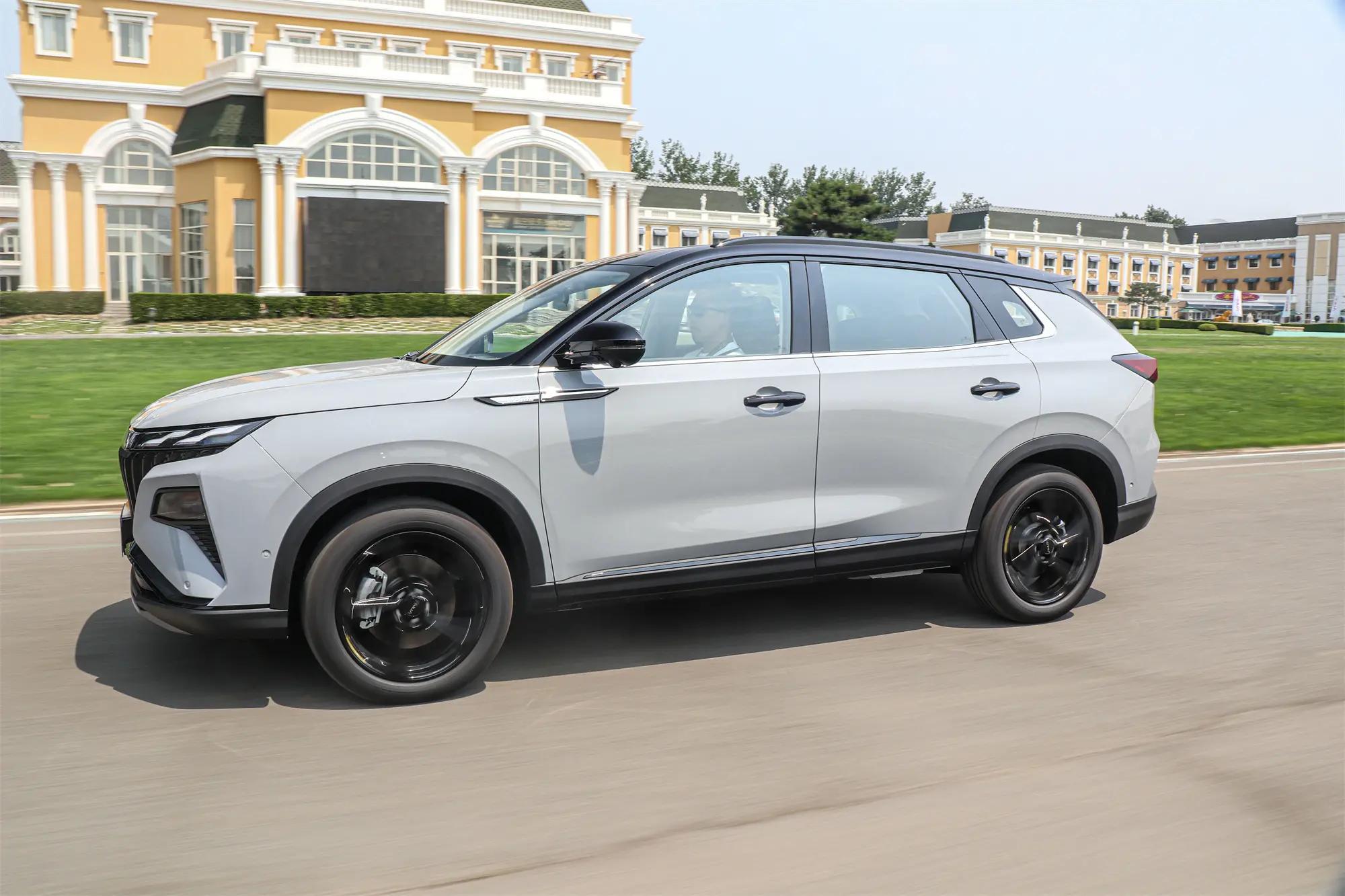 风神皓极马赫双擎用车感受,东风风神皓极马赫双擎敢创版实测