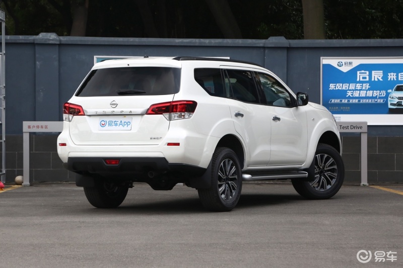 国产可家用可越野的硬派suv推荐,50万以上性价比高的硬派越野suv