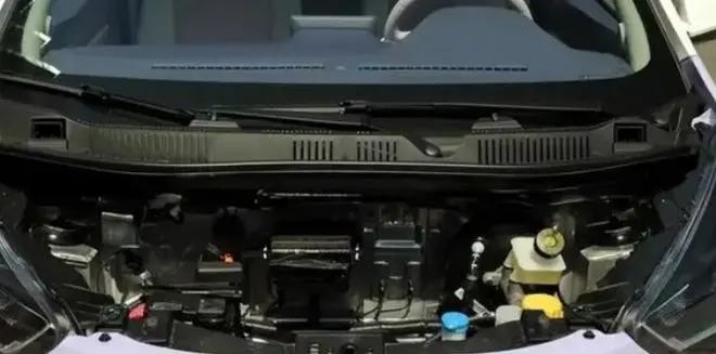 奇瑞小蚂蚁买新车还是二手车,奇瑞小蚂蚁现在为什么这么便宜