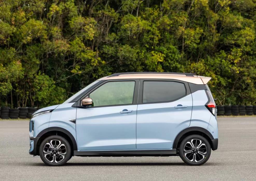 三菱ekx混动上市时间,10万左右的三菱即将上线suv